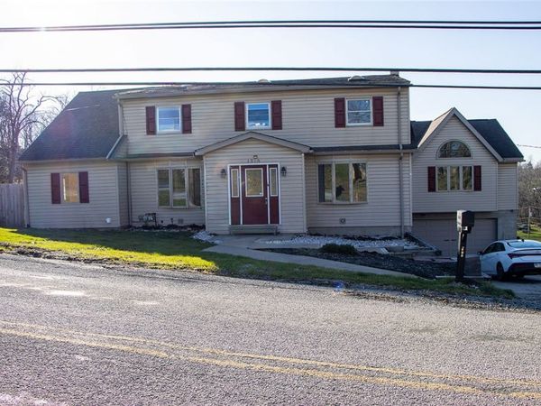 1378 Robbins Station Rd , Irwin, PA 15642