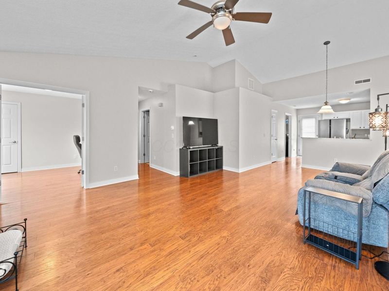 7199 Normanton Drive, New Albany, OH 43054 Photo 12