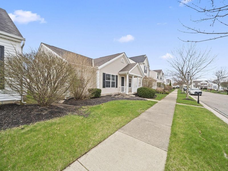 7199 Normanton Drive, New Albany, OH 43054 Photo 2