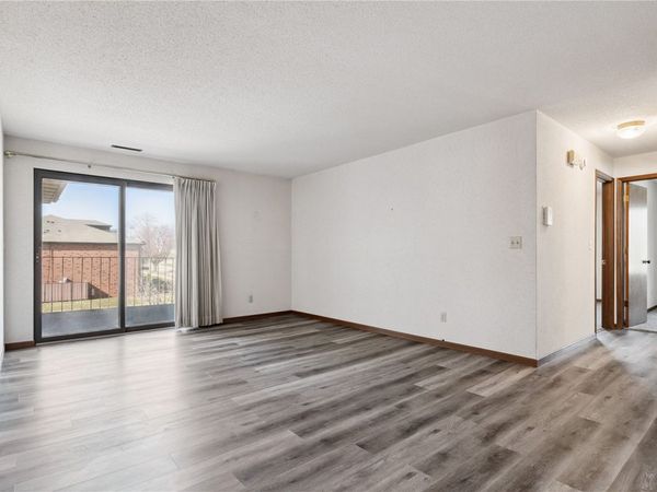 4526 Maureen Drive SE, Unit 96, Cedar Rapids, IA 52403