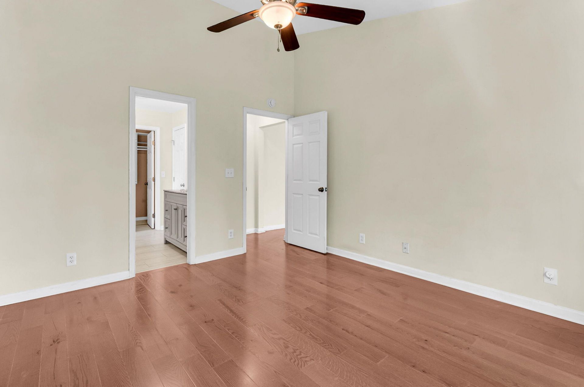 604 Tribeca Court Photo 22