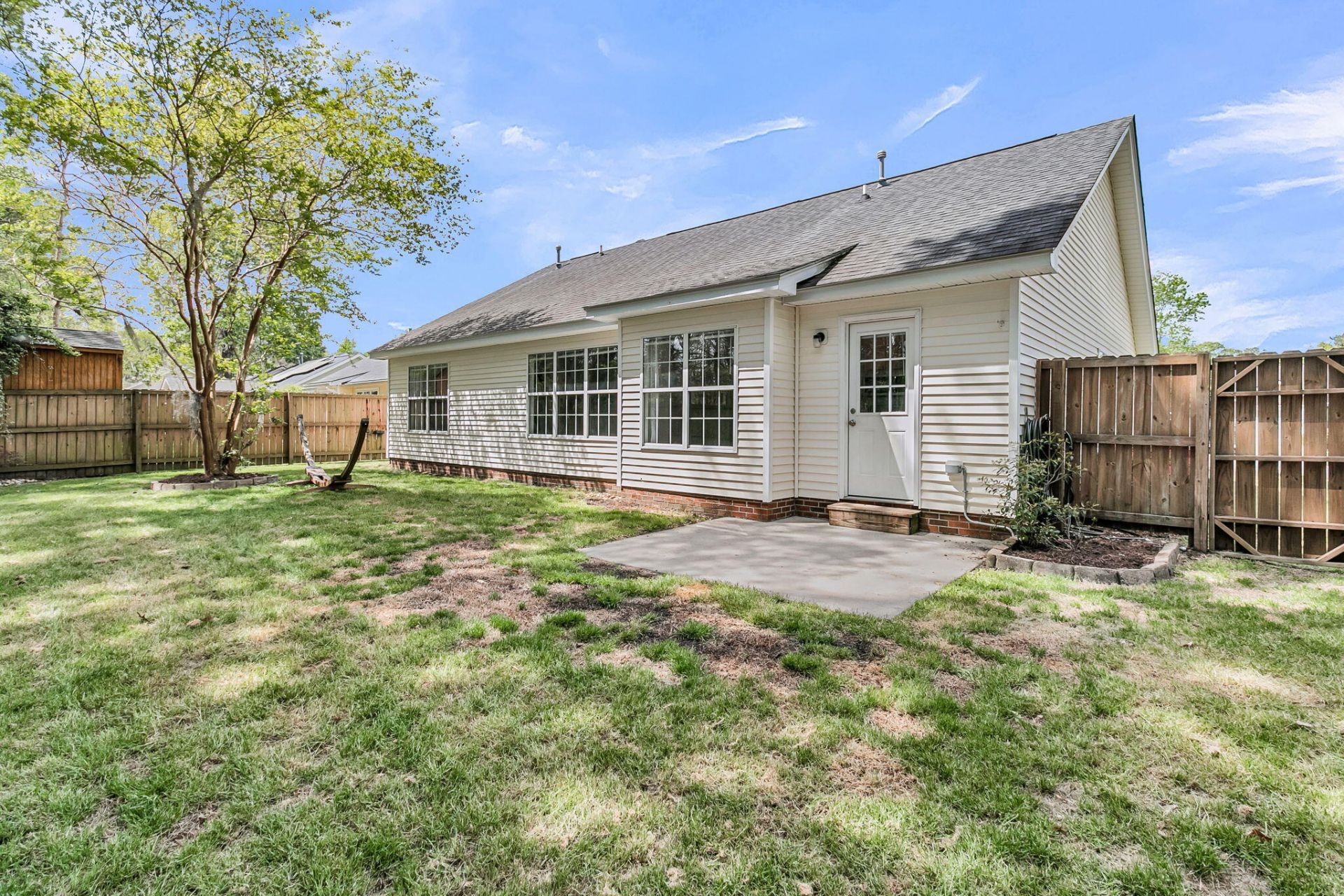 604 Tribeca Court Photo 32