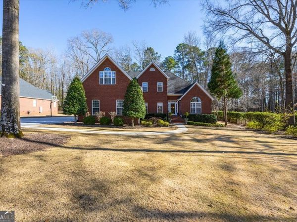 242 Pebblebrook Lane, Macon, GA 31220