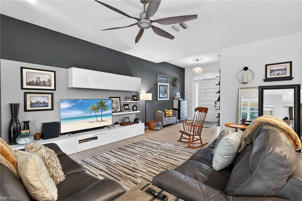 12251 Mcgregor Blvd, Fort Myers, FL 33919 Photo