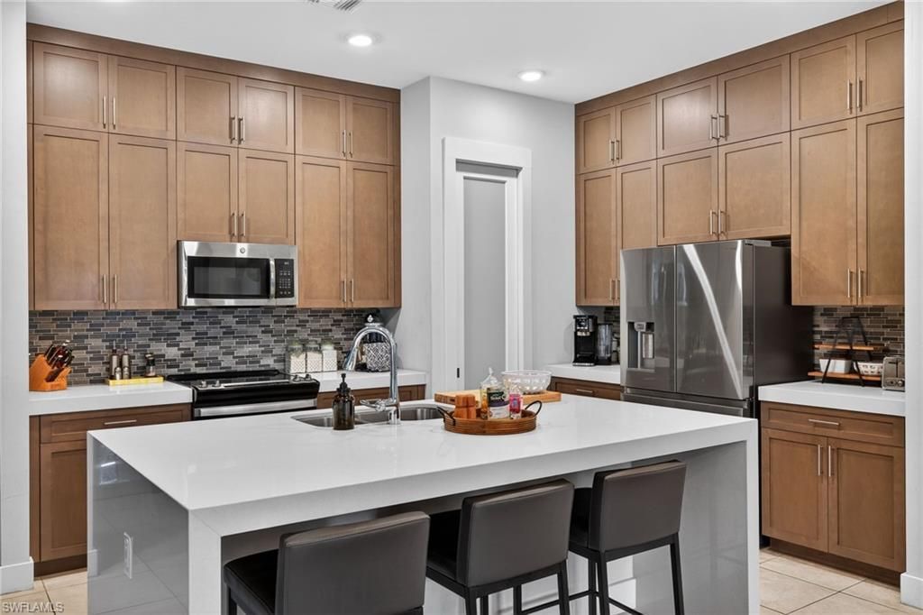 12251 Mcgregor Blvd, Fort Myers, FL 33919 Photo