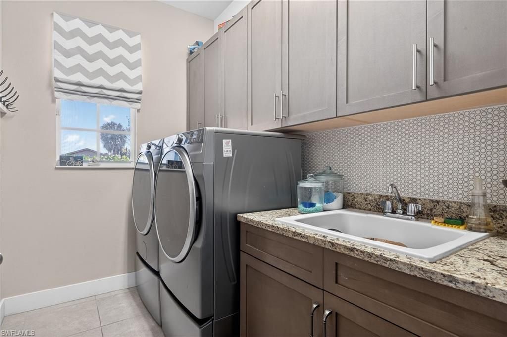 12251 Mcgregor Blvd, Fort Myers, FL 33919 Photo