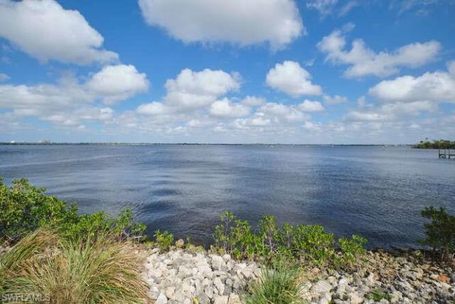 2825 Palm Beach Blvd, Unit 117, Fort Myers, FL 33916 Photo