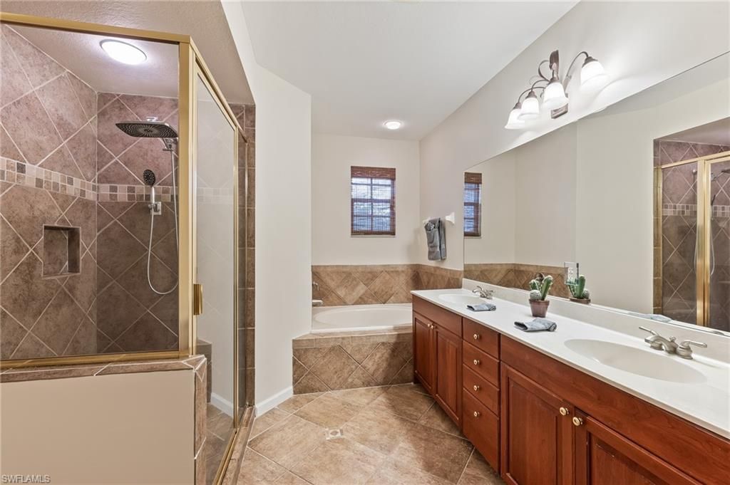 16107 Mount Abbey Way, Unit 202, Fort Myers, FL 33908 Photo