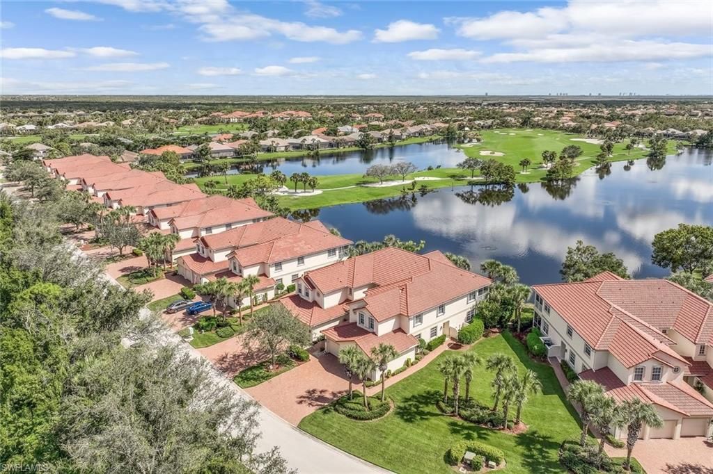 16580 Crownsbury Way, Unit 202, Fort Myers, FL 33908 Photo