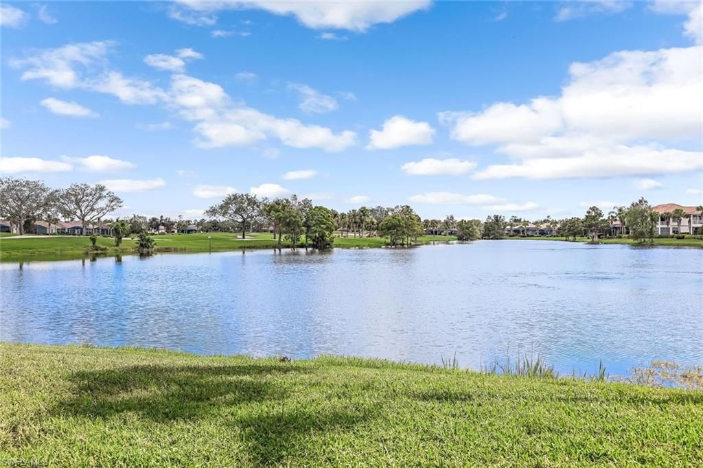 16580 Crownsbury Way, Unit 202, Fort Myers, FL 33908 Photo
