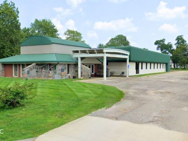 111 Aiken Street, Hope, IN 47246