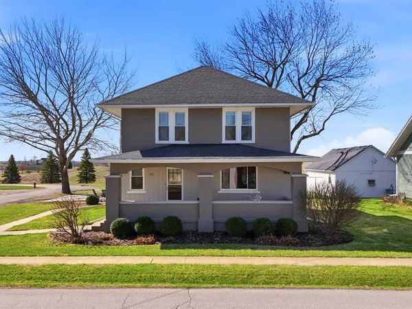 315 E Main, Wayland, IA 52654