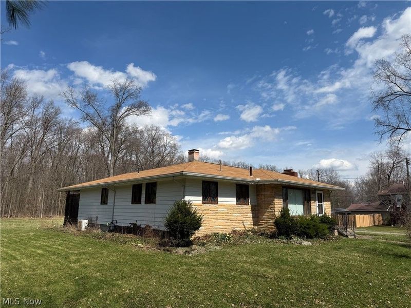 17570 Lakewood Avenue, Lake Milton, OH 44429 Photo 33