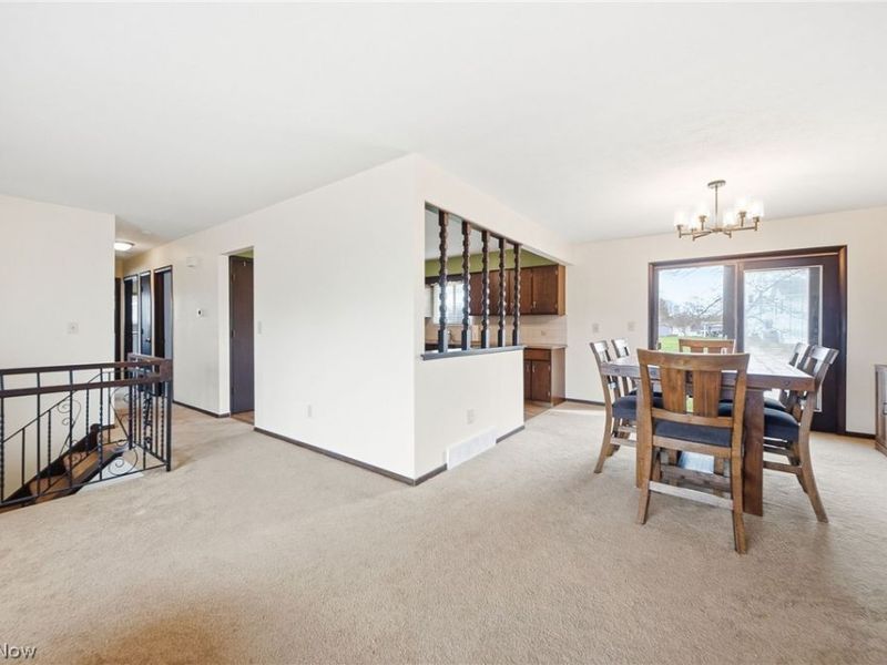 3992 Hilltop Drive, Brunswick, OH 44212 Photo 4