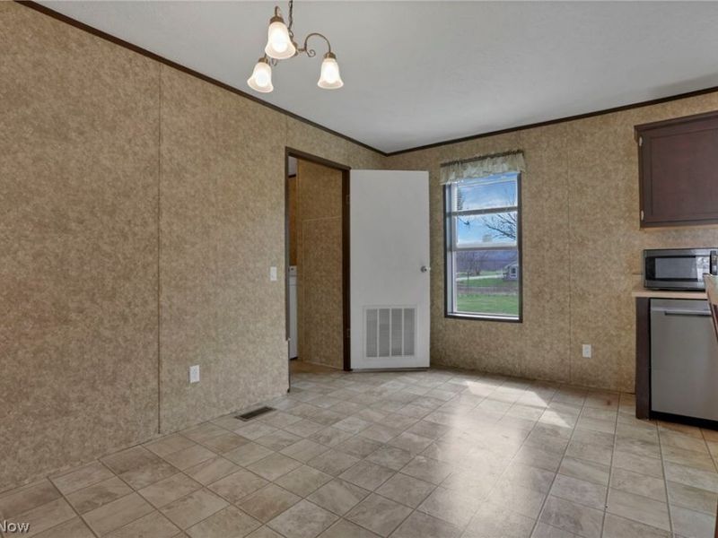 2975 N State Route 93 Highway, Crooksville, OH 43731 Photo 9