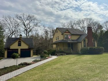 459 Old Westport Rd, Dartmouth, MA 02747