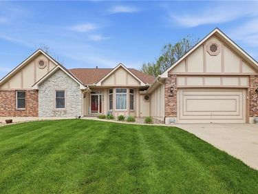 3100 NE 68 Terrace, Gladstone, MO 64119