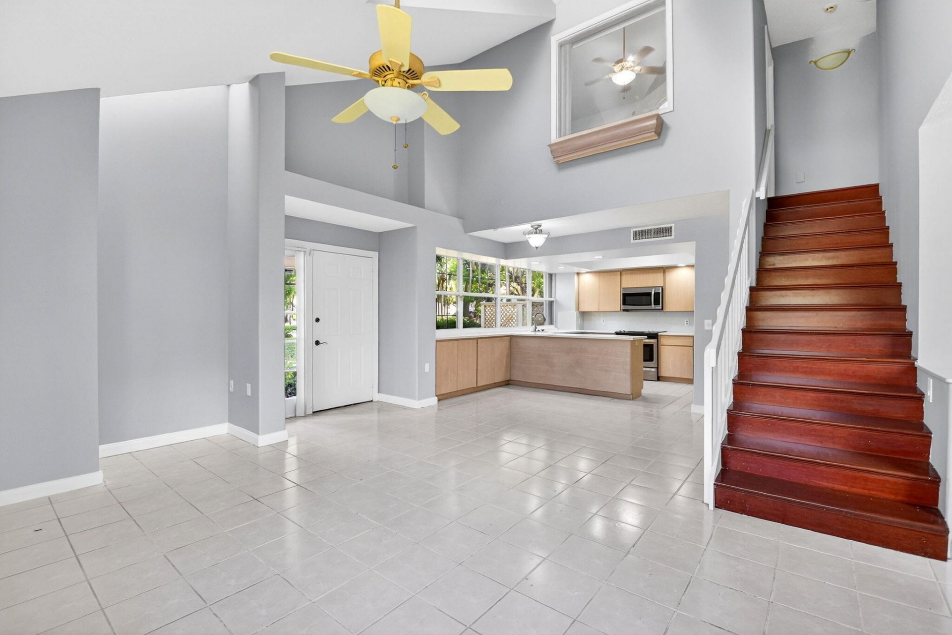 8111 Northboro Court, Unit 11b, Lake Clarke Shores, FL 33406 Photo