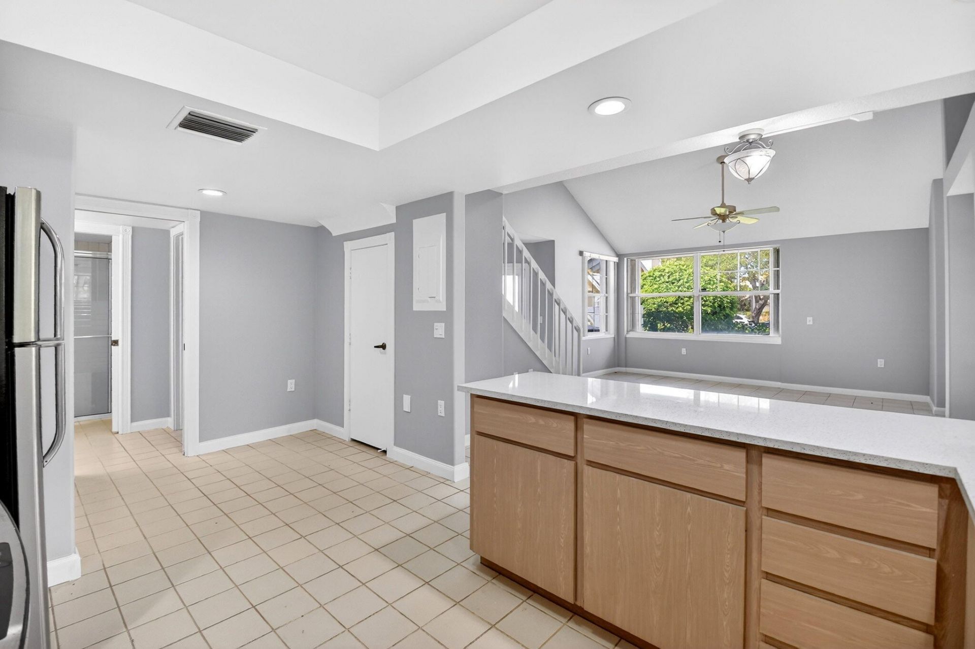 8111 Northboro Court, Unit 11b, Lake Clarke Shores, FL 33406 Photo