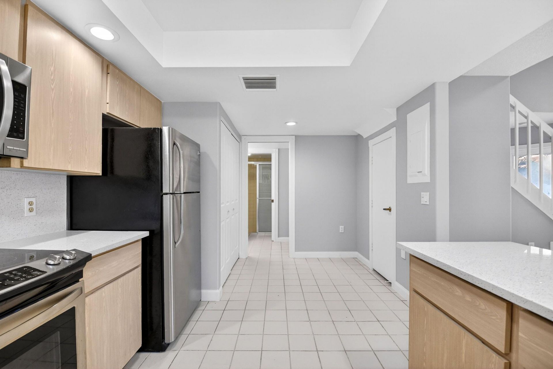 8111 Northboro Court, Unit 11b, Lake Clarke Shores, FL 33406 Photo