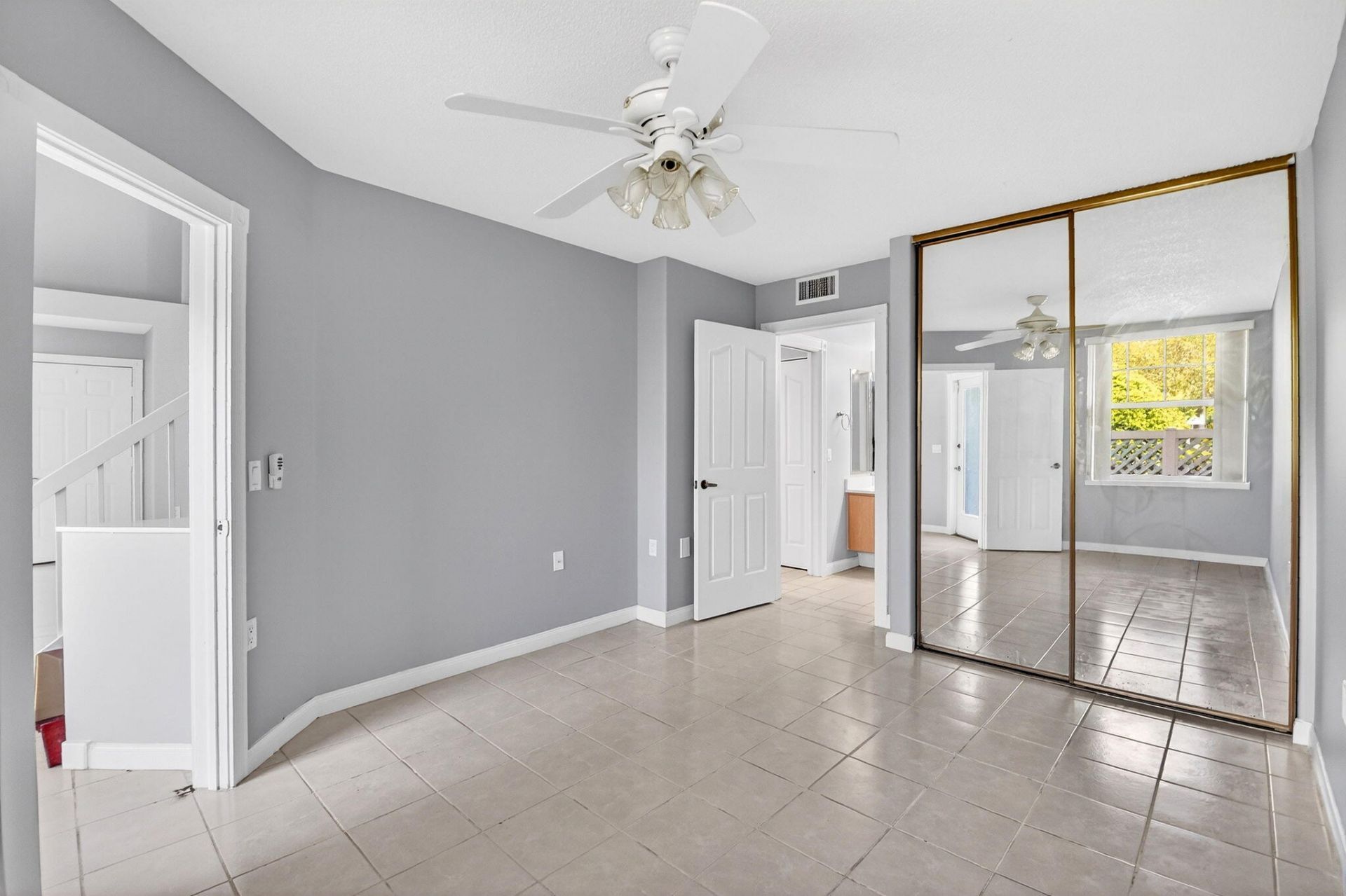 8111 Northboro Court, Unit 11b, Lake Clarke Shores, FL 33406 Photo