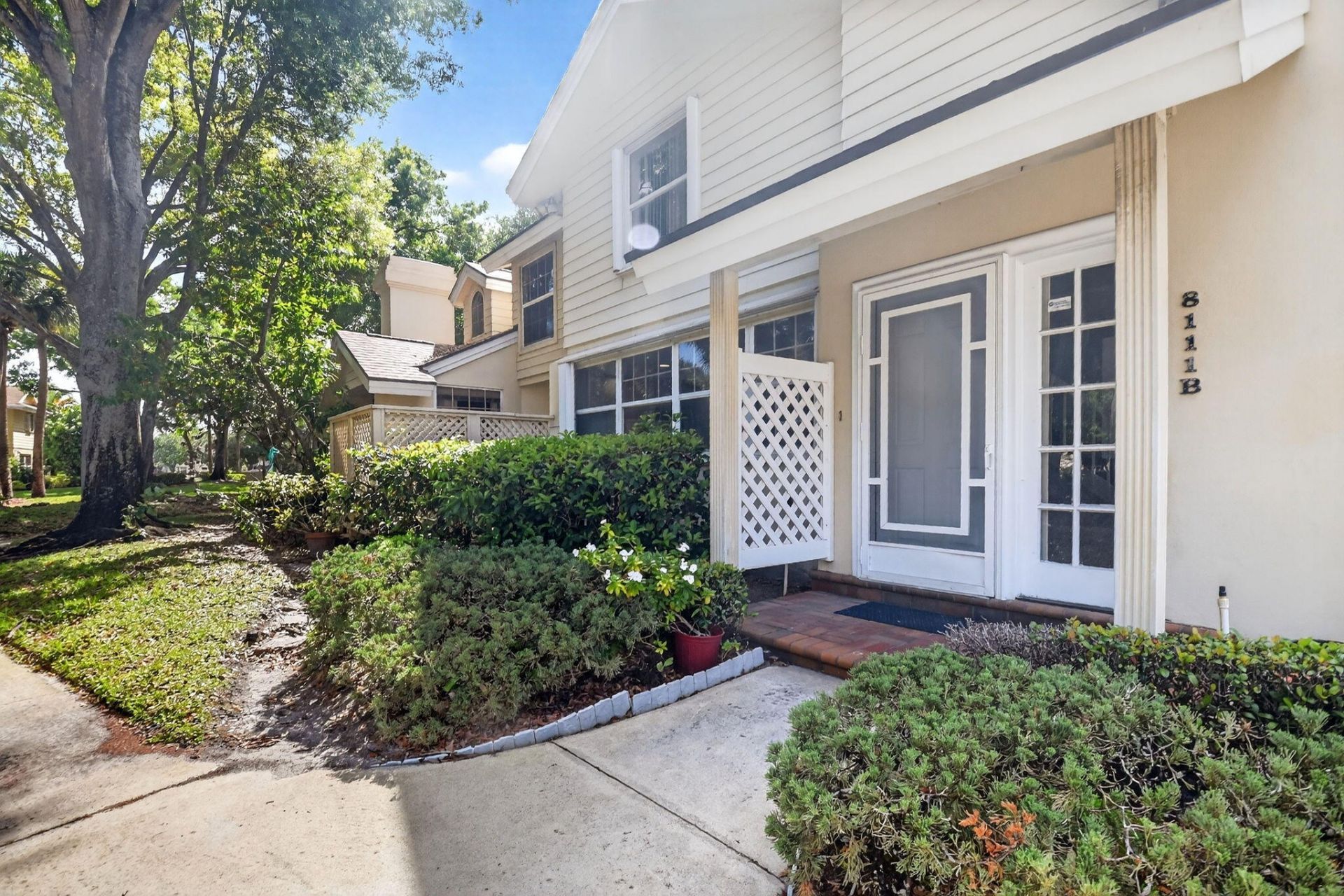 8111 Northboro Court, Unit 11b, Lake Clarke Shores, FL 33406 Photo
