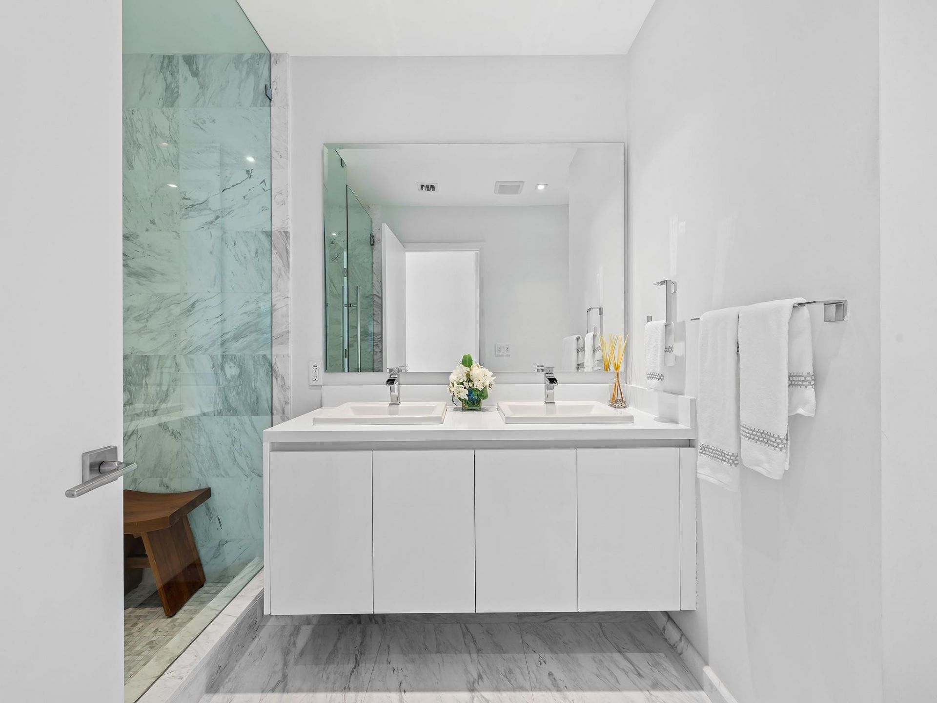 701 N Fort Lauderdale Beach Boulevard, Unit 805, Fort Lauderdale, FL 33304 Photo