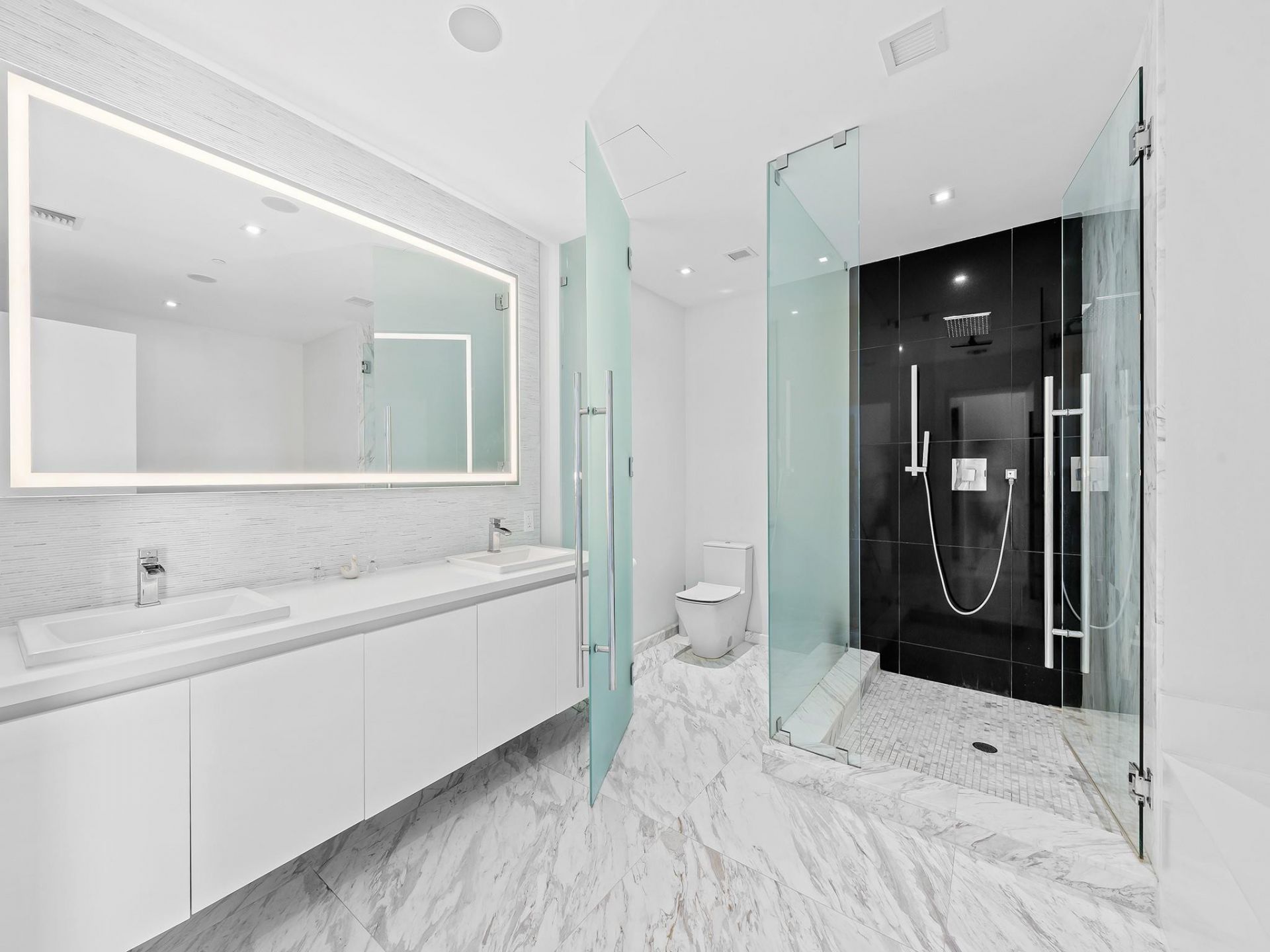 701 N Fort Lauderdale Beach Boulevard, Unit 805, Fort Lauderdale, FL 33304 Photo