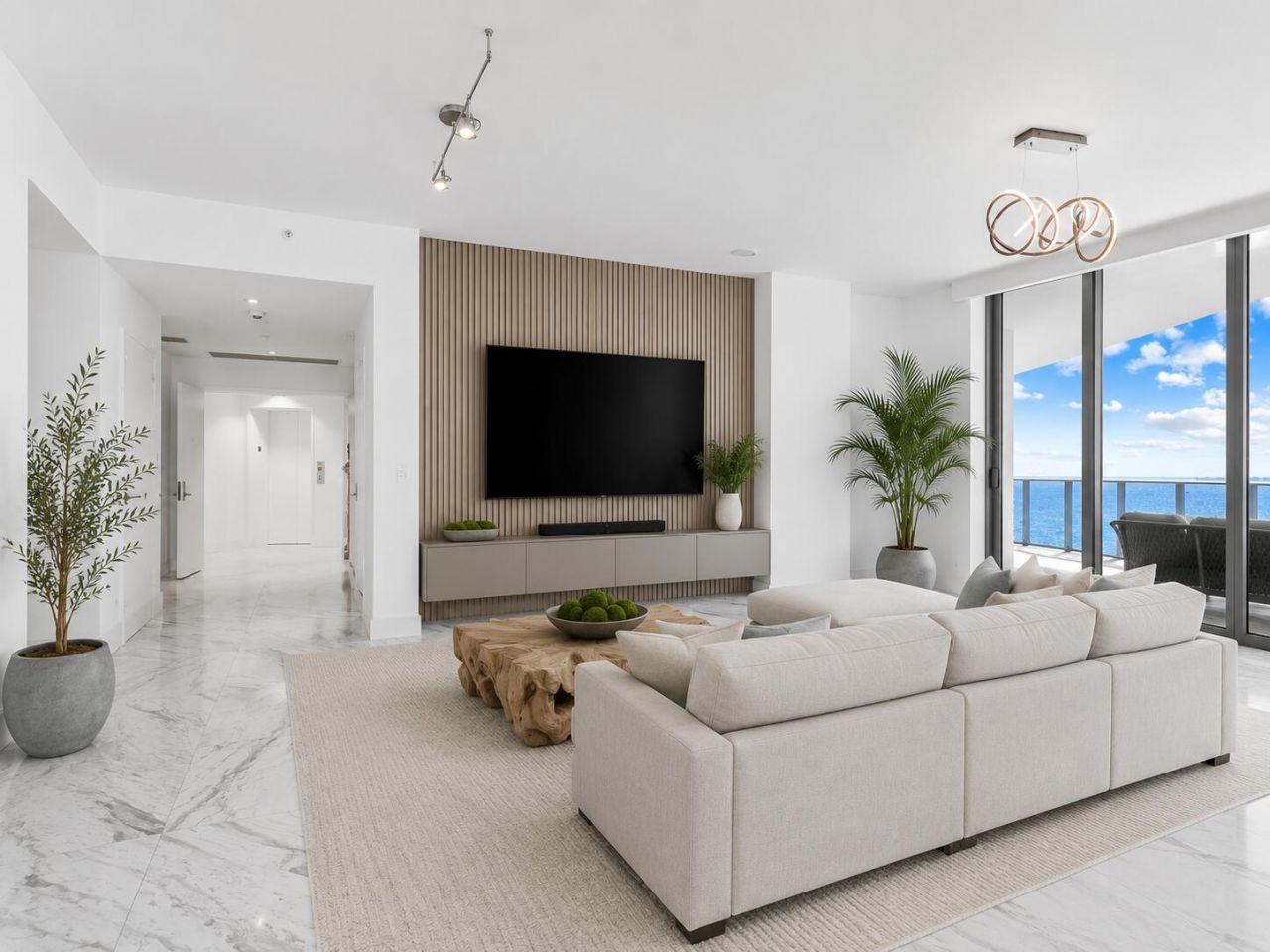 701 N Fort Lauderdale Beach Boulevard, Unit 805, Fort Lauderdale, FL 33304 Photo