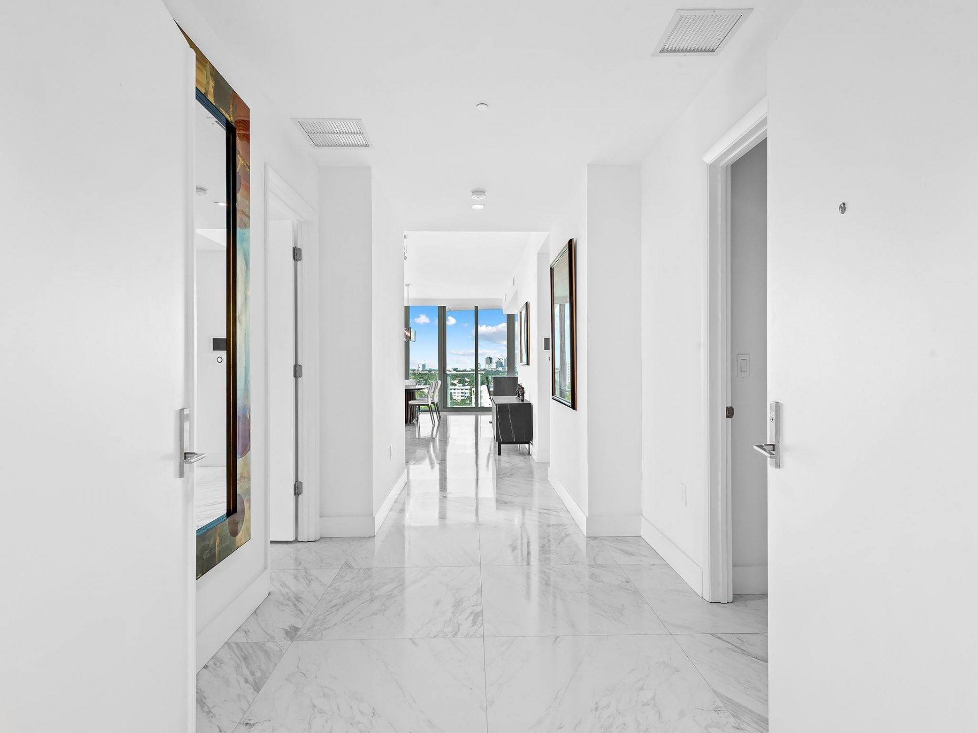 701 N Fort Lauderdale Beach Boulevard, Unit 805, Fort Lauderdale, FL 33304 Photo