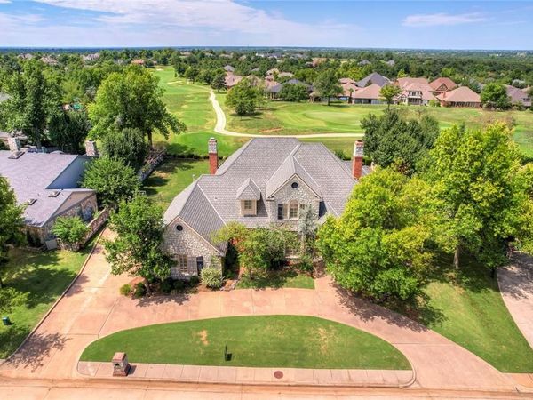 5901 Oak Tree Road, Edmond, OK 73025
