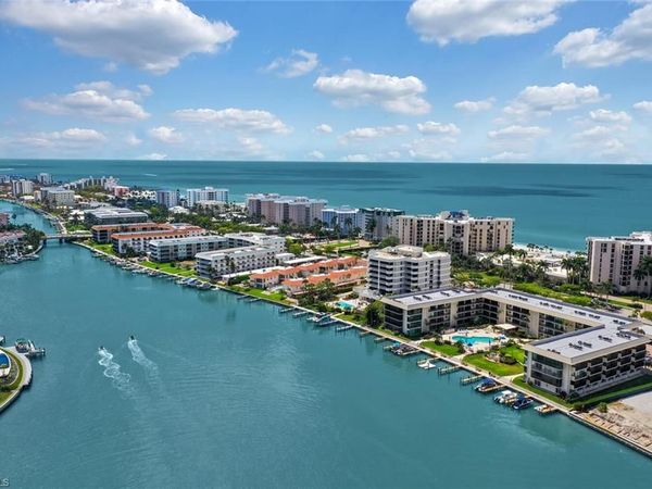 3200 Gulf Shore BLVD N, Unit 105, NAPLES, FL 34103