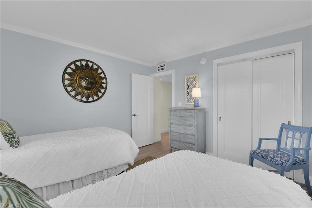 3200 Gulf Shore Blvd N, Unit 105, Naples, FL 34103 Photo