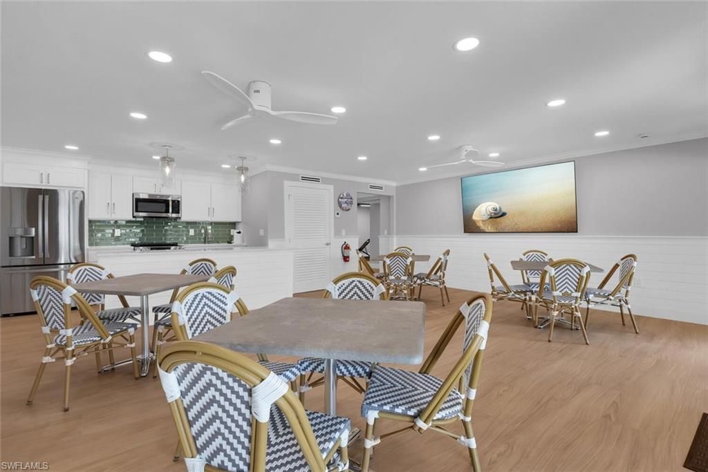 3200 Gulf Shore Blvd N, Unit 105, Naples, FL 34103 Photo