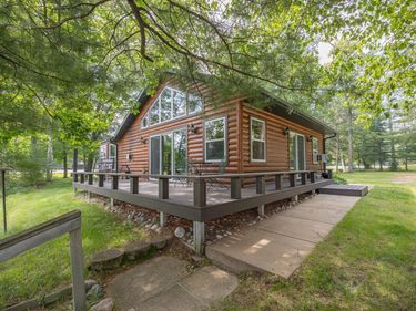 1020 County 5 NW, Hackensack, MN 56452