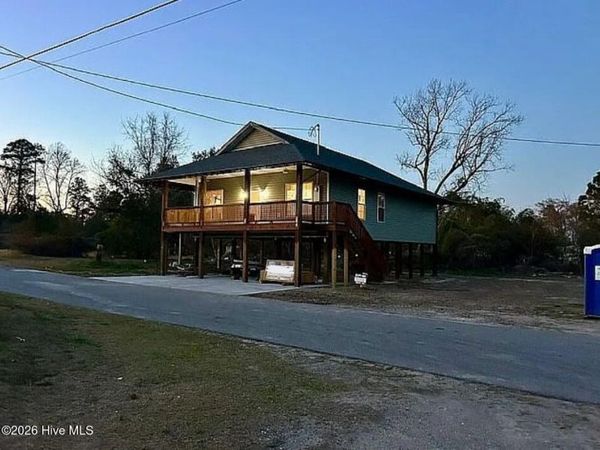 303 E Jones Street, Trenton, NC 28585