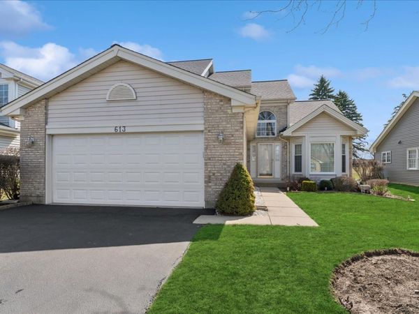 613 Rose Lane , Bartlett, IL 60103