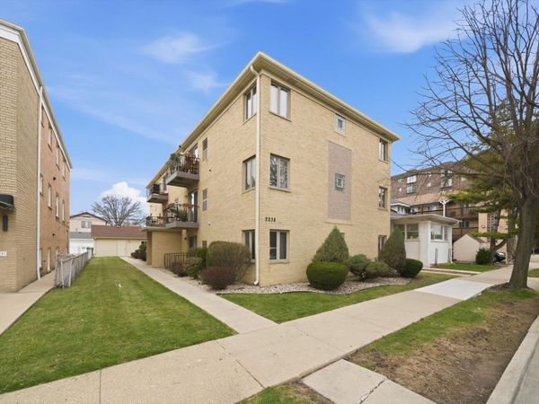 2238 N Harlem Avenue , Unit 1W, Elmwood Park, IL 60707