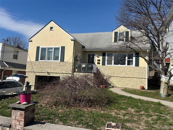 57 Woodruff Avenue , Bronxville, NY 10708
