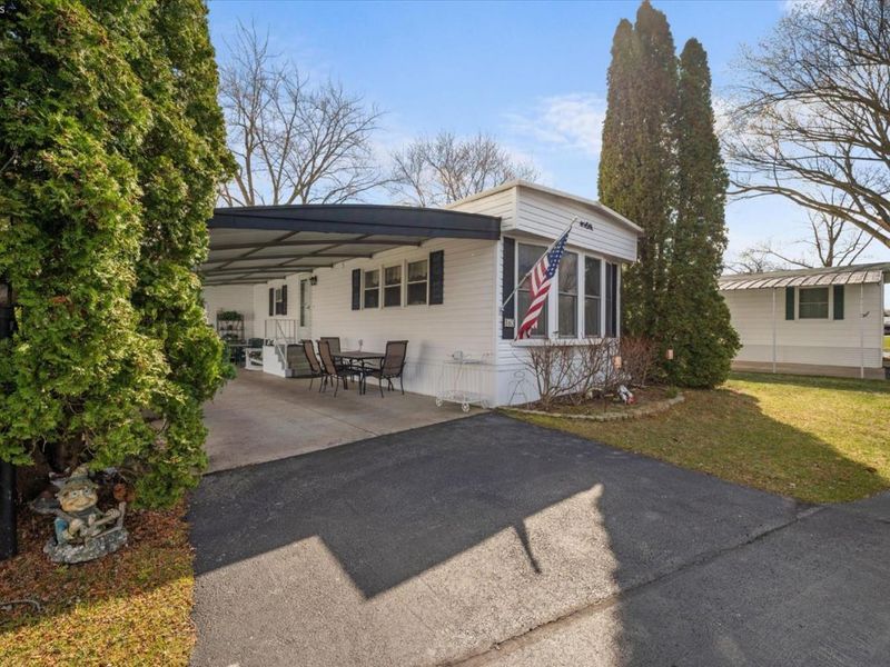 1623 NE Catawba Road, Unit 160, Port Clinton, OH 43452 Photo 2