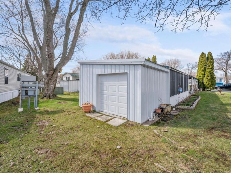 1623 NE Catawba Road, Unit 160, Port Clinton, OH 43452 Photo 25