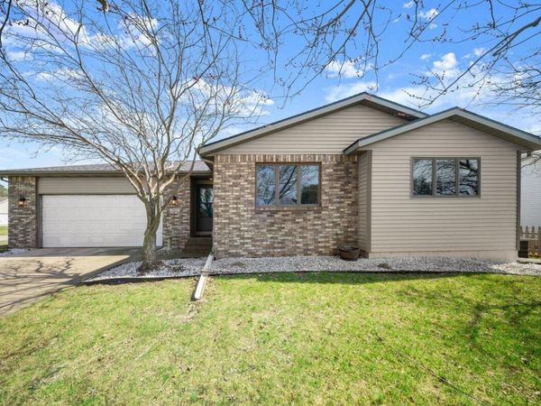 3862 Bent Pine Drive, Holland, MI 49424