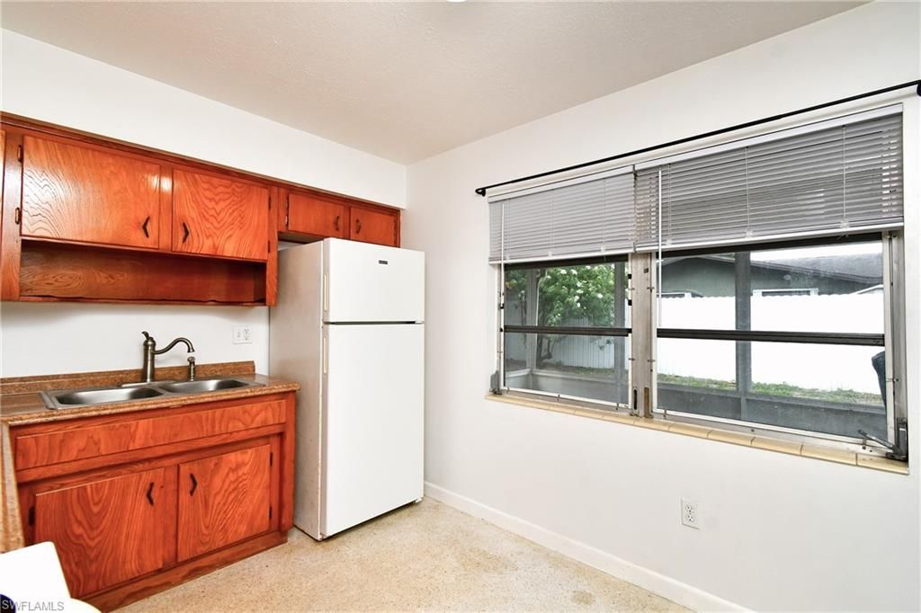 25 Maple Ave N, Lehigh Acres, FL 33936 Photo