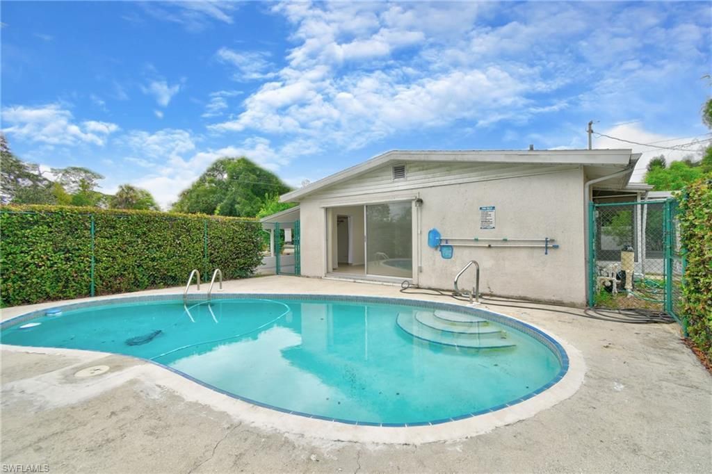 25 Maple Ave N, Lehigh Acres, FL 33936 Photo