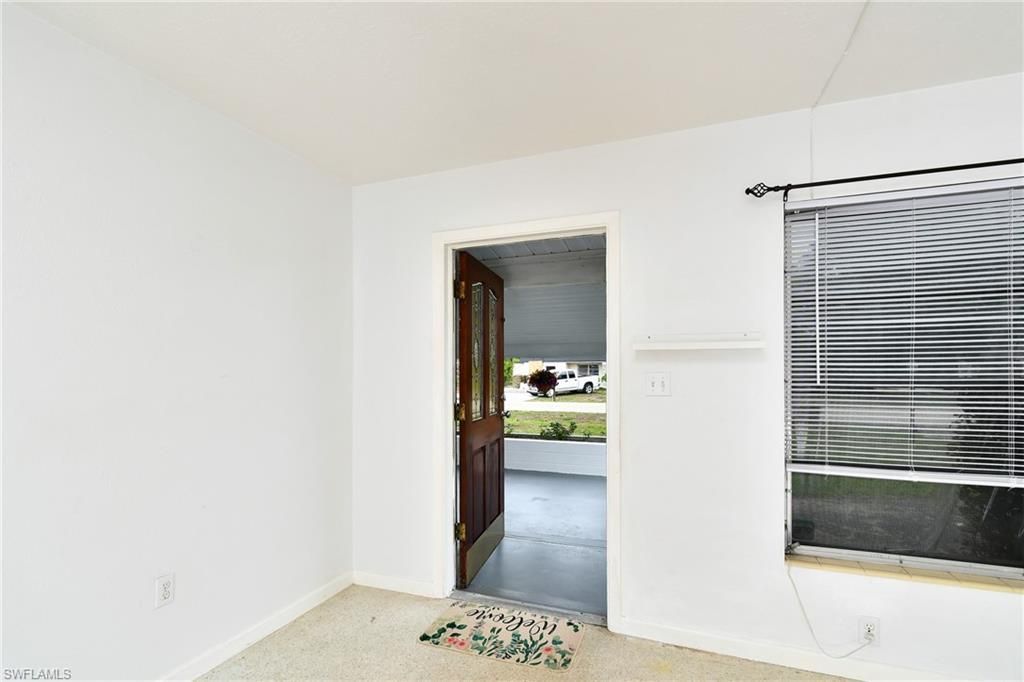 25 Maple Ave N, Lehigh Acres, FL 33936 Photo