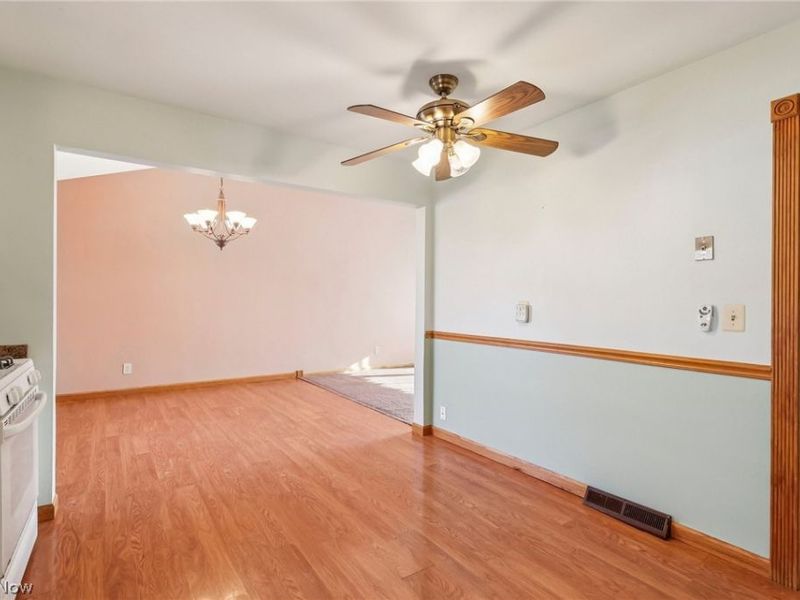 7100 Trevor Lane, Parma, OH 44129 Photo 11