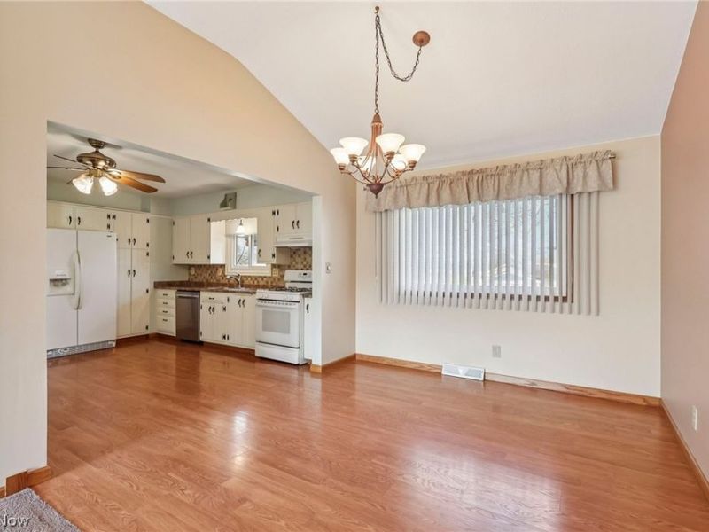 7100 Trevor Lane, Parma, OH 44129 Photo 14