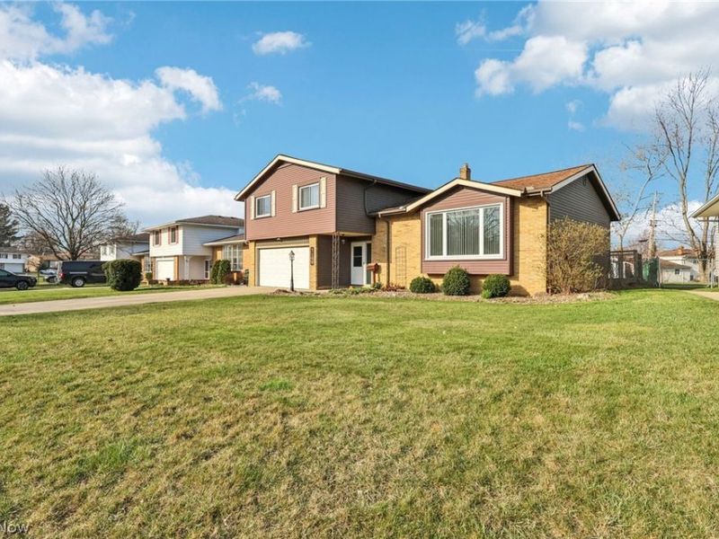 7100 Trevor Lane, Parma, OH 44129 Photo 3