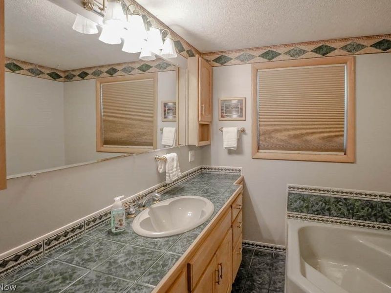 1195 Etter Road, Mogadore, OH 44260 Photo 24