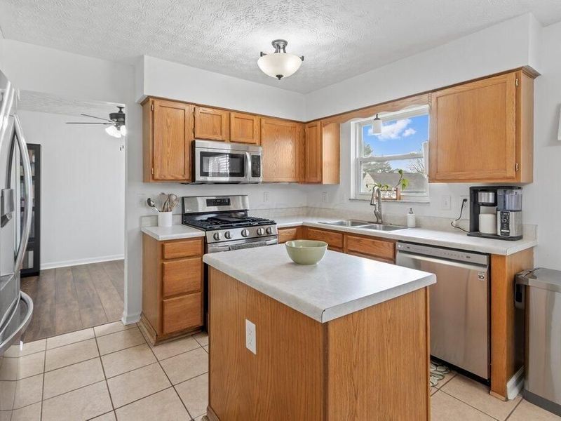 7397 Olympic Club Court , Pickerington, OH 43147 Photo 9